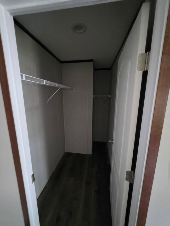 Building Photo - 12515 Bonnie Ln