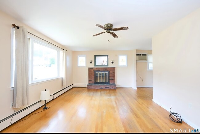 Building Photo - 200 Lobdell Dr