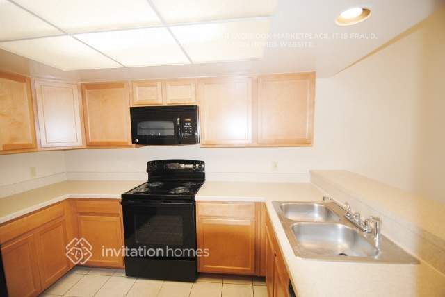 Building Photo - 4117 Bayberry Dr