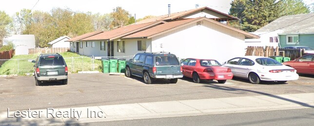 Primary Photo - 2110-2122 Madison St