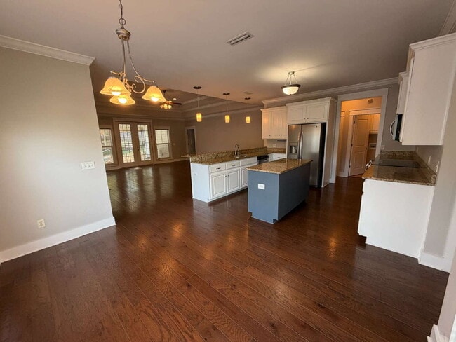 Building Photo - 120 Prestwick Dr