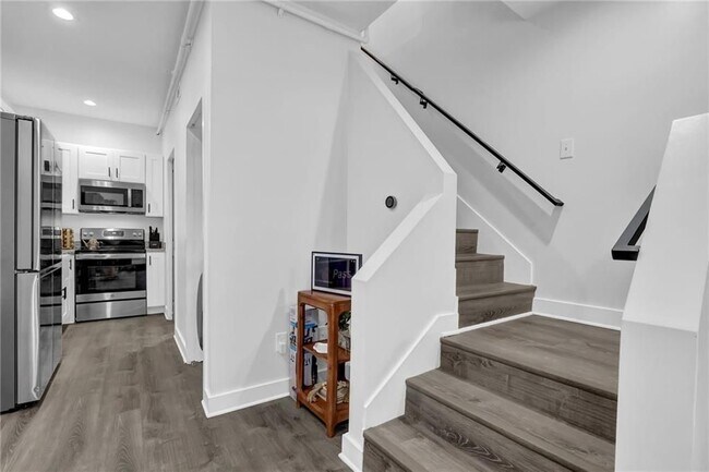 Foto del edificio - 3120 Godby Rd