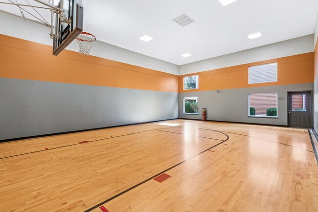 Building Photo - Cascadia Pointe