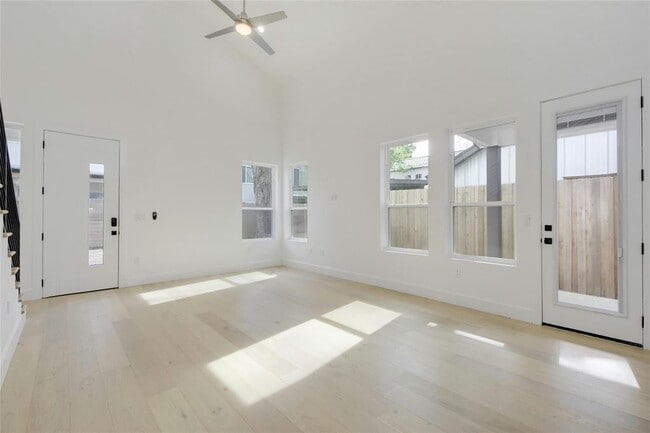 Building Photo - 4803 Prock Ln