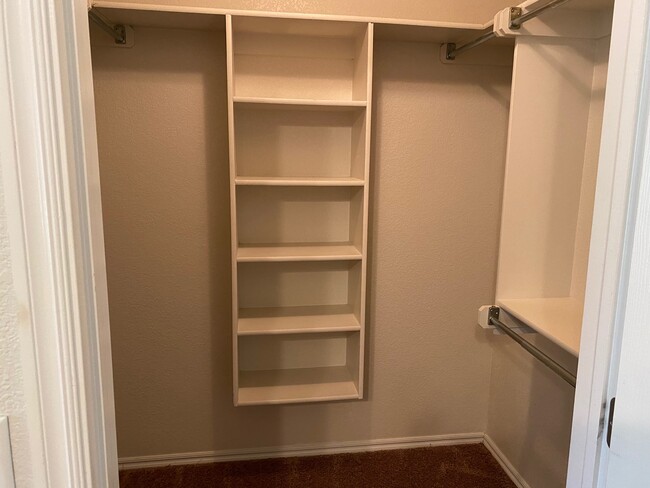 master closet - 605 Bent Tree Rd