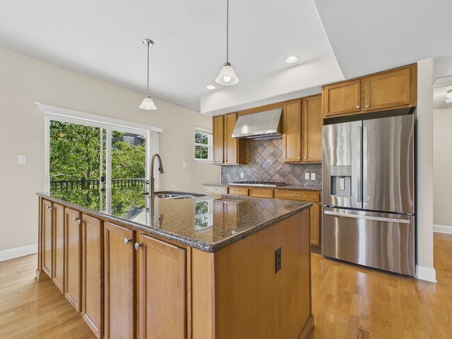 Photo - Beautiful DTC Townhome
