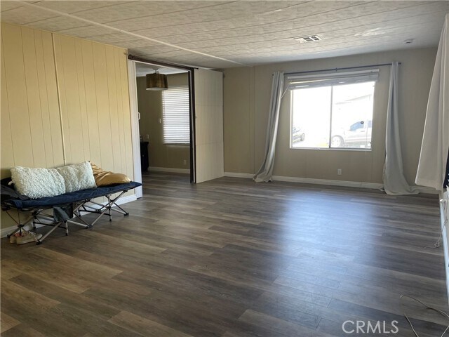 Foto del edificio - 23057 Big Tee Dr