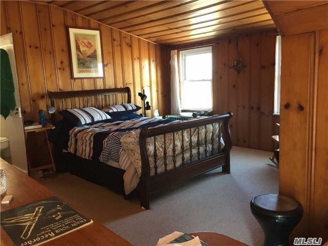 Building Photo - 86 Mineola Ave