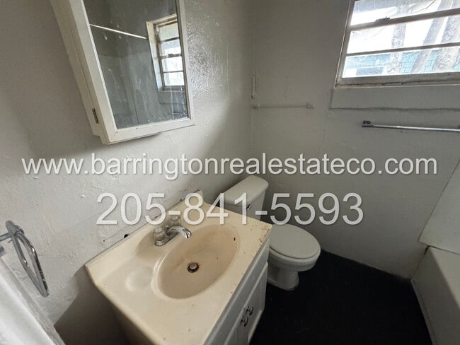 Foto del edificio - 341 Iota Ave S