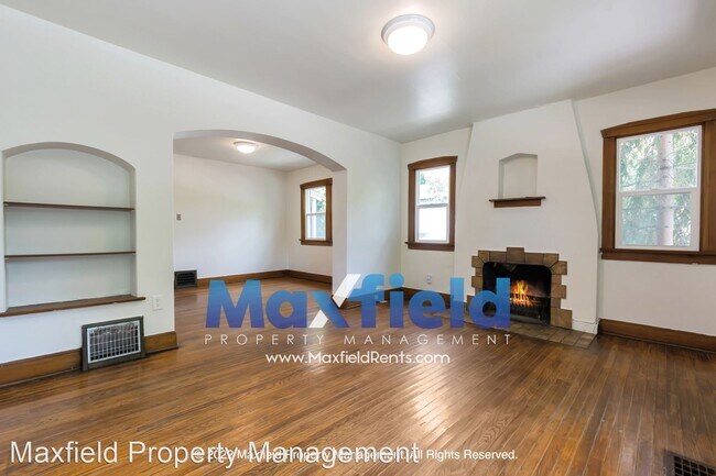 Building Photo - 2 br, 1 bath House - 1002 E Wilson Ave.