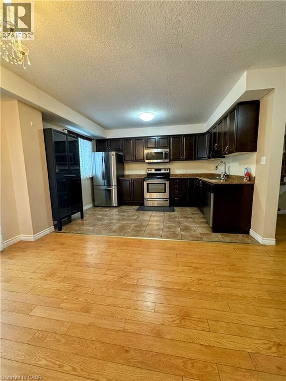 Photo du bâtiment - 55 Mooregate Crescent