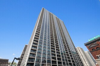 Building Photo - 1560 N Sandburg Terrace