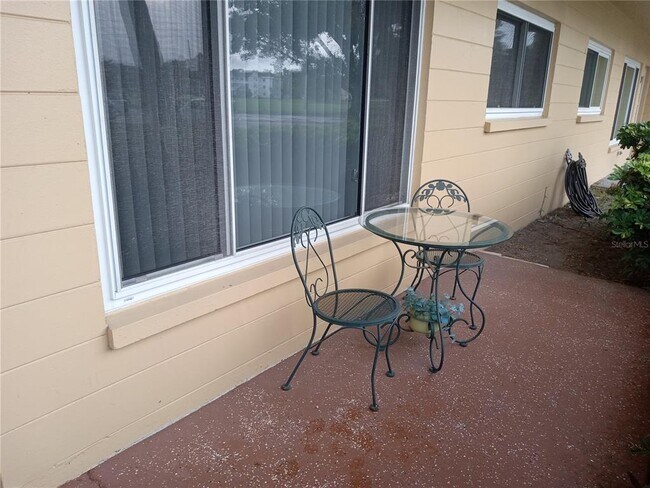 Building Photo - 2467 Finlandia Ln