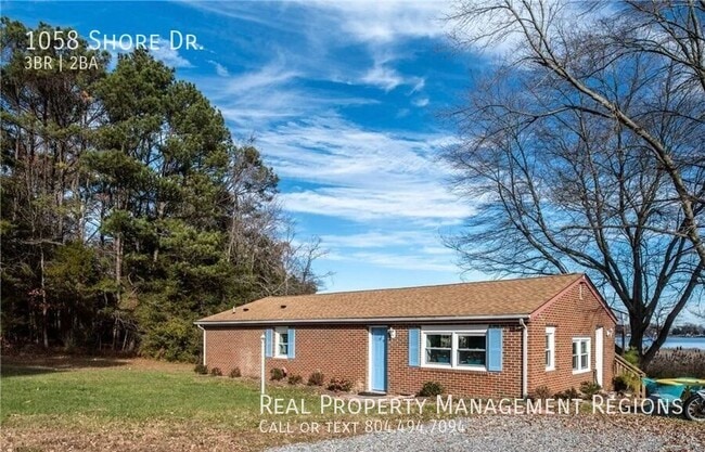 Building Photo - 1058 Shore Dr