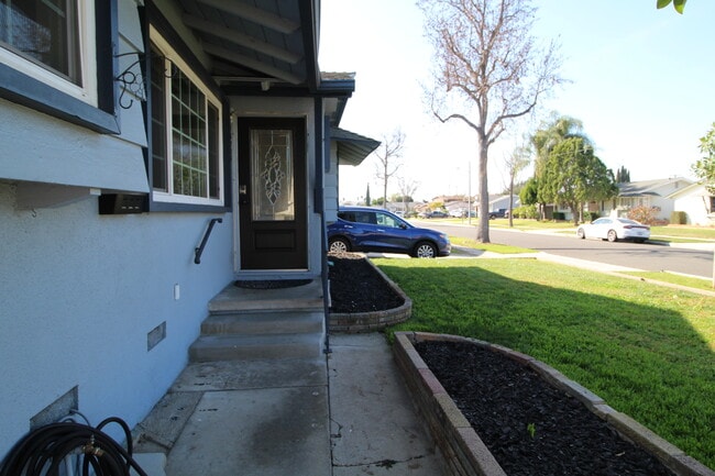 Building Photo - 15234 Borda Rd