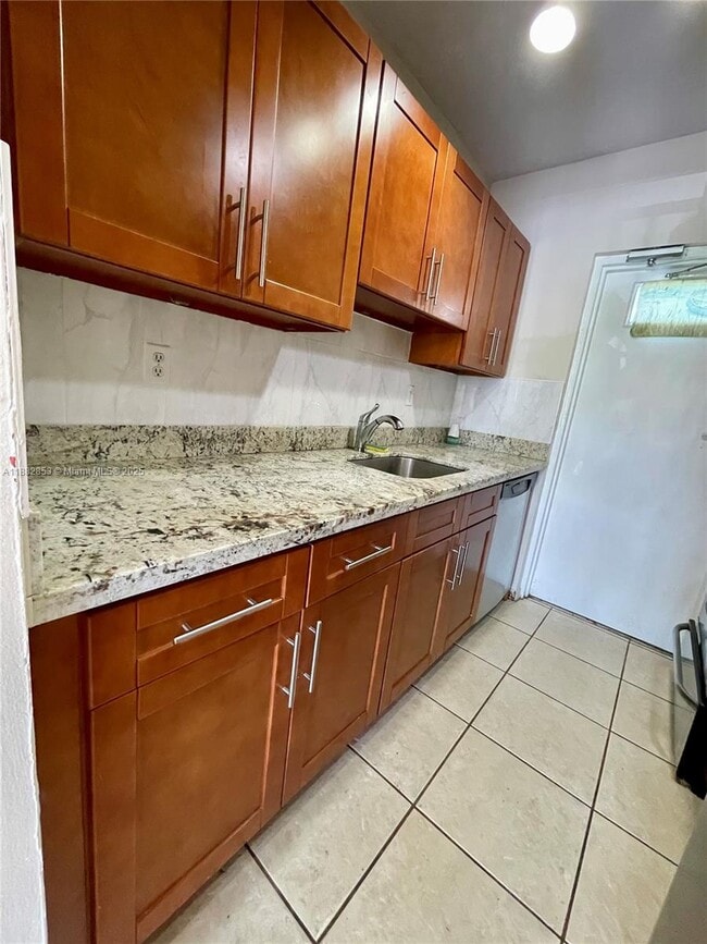 Foto del edificio - 10900 SW 104th St