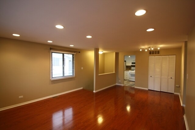 Foto del edificio - 1422 Tonset Ln