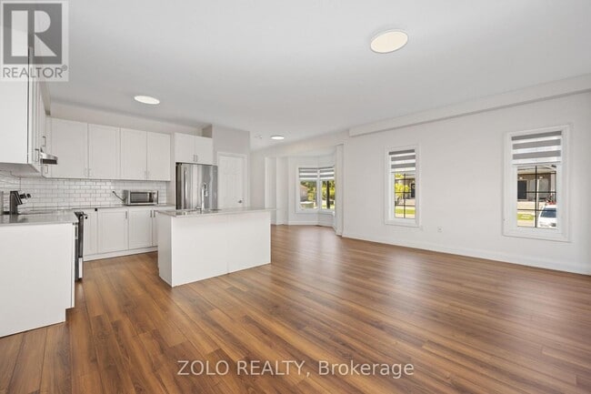 Building Photo - 37 Prospect Way