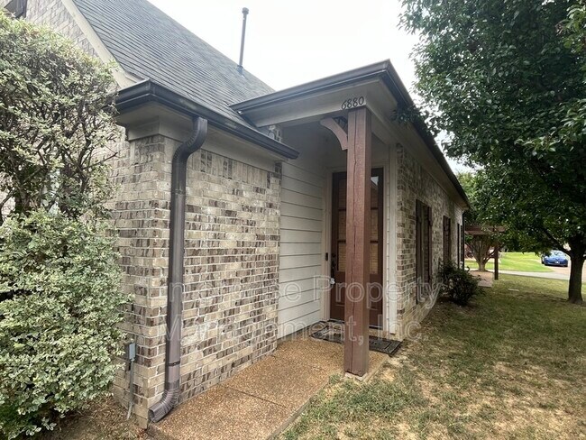 Foto del edificio - 6880 Lagrange Pines Rd