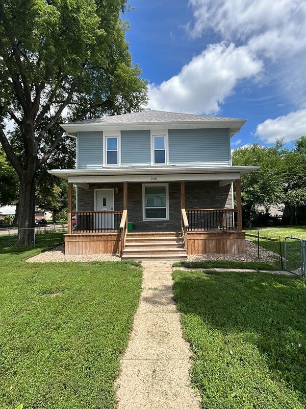 Primary Photo - 238 N 27th St