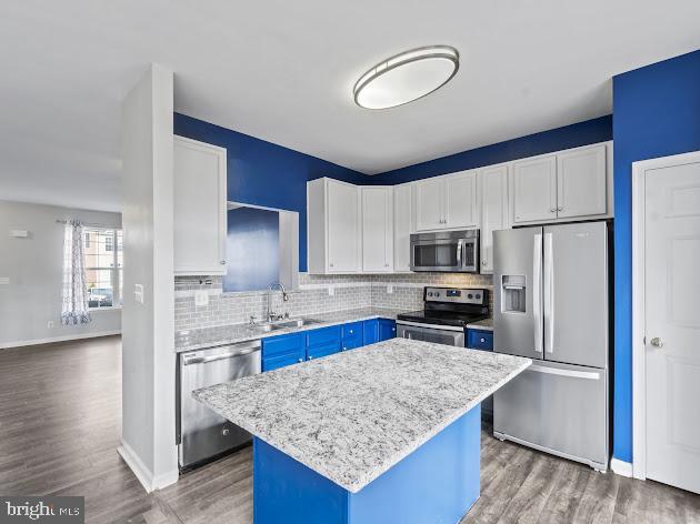 Foto del edificio - 4252 Normandy Ct