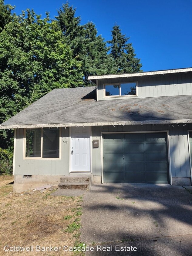 748 N 12th Ave, Kelso, WA 98626 House Rental in Kelso, WA