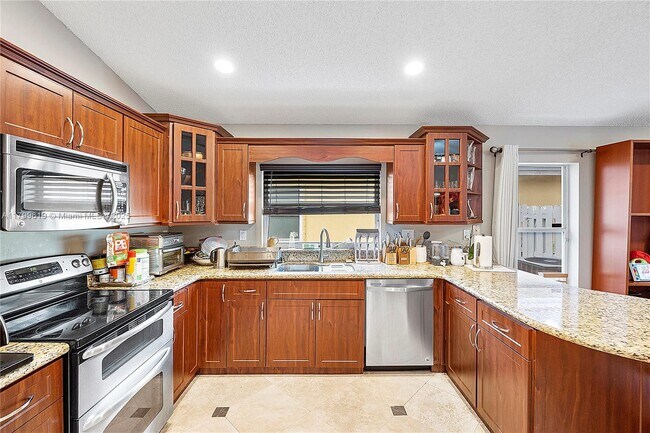 Foto del edificio - 4945 SW 34th Ter