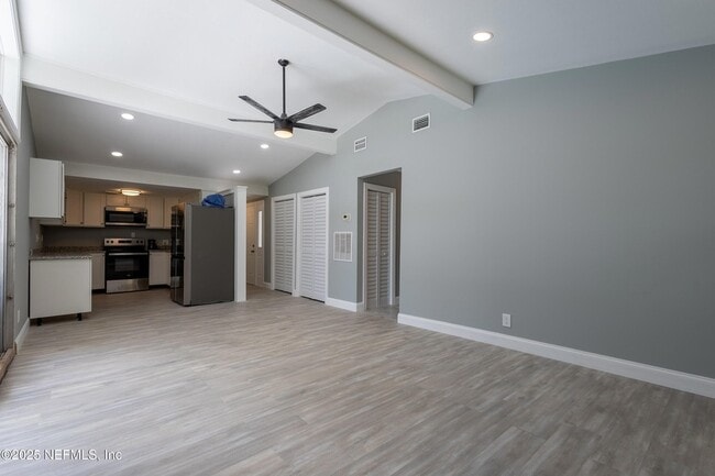 Building Photo - 3371 Thalia Rd