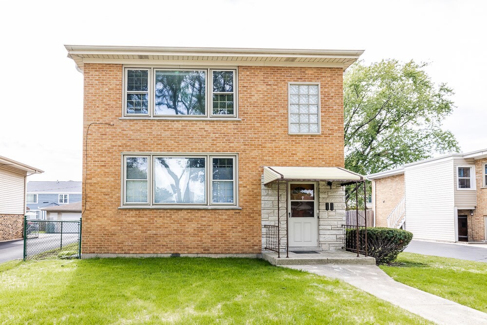 1014 Green Valley St Unit A, Bensenville, IL 60106 Condo for Rent in