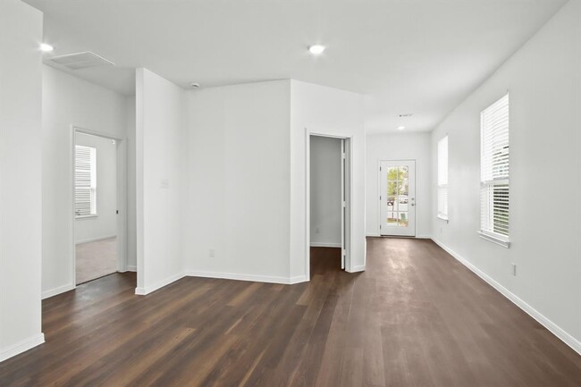 Foto del edificio - 24705 Cherry Log Ln