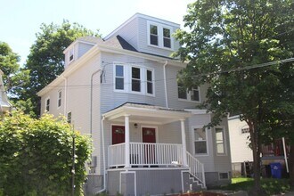 Building Photo - 17 Middleton St