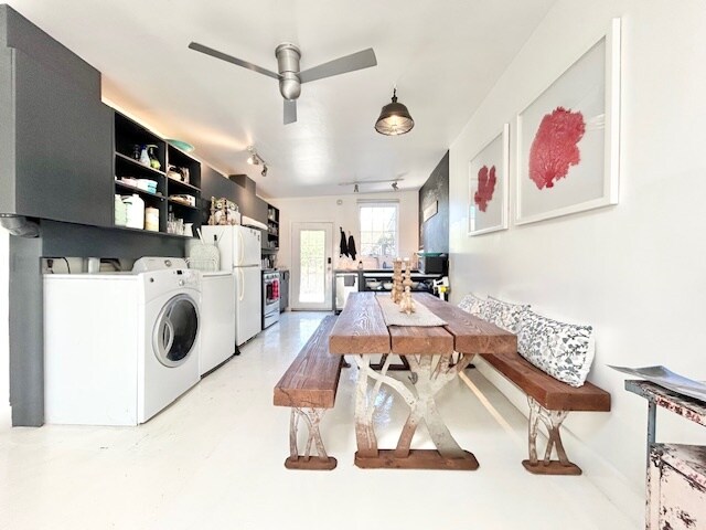 Foto del edificio - 1108 Electric Ave