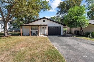 Building Photo - 2500 Wildwood Way