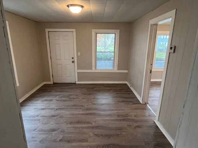 Building Photo - 7006 Worley Ave