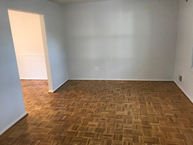 Sala de estar - 1001 Jackson Blvd