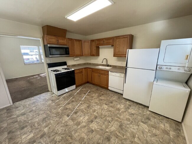 Foto del edificio - Cozy 2 BR 1 BA Home in Midtown!