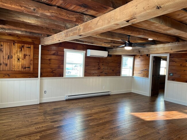 Building Photo - 2985 Granary Rd