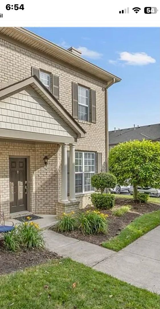 Foto del edificio - SOUGHT AFTER RED MILL VILLAGE