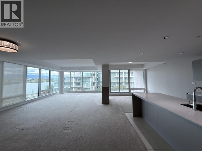 Building Photo - 5151 Brighouse Way