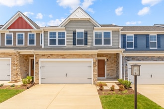 Building Photo - 471 Rivanna Hl Rd