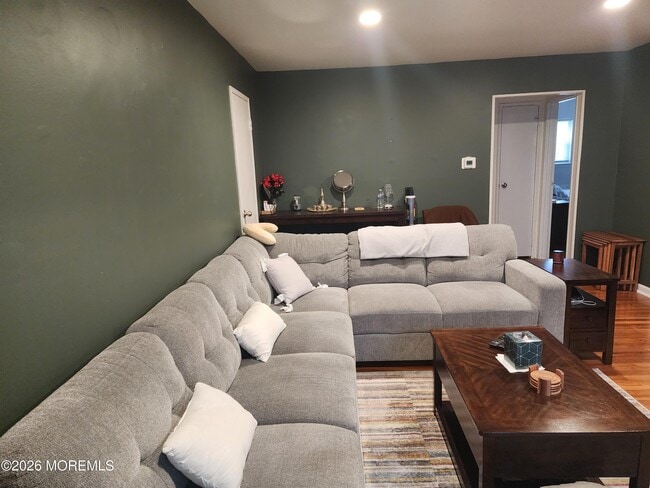 Building Photo - 304 South St