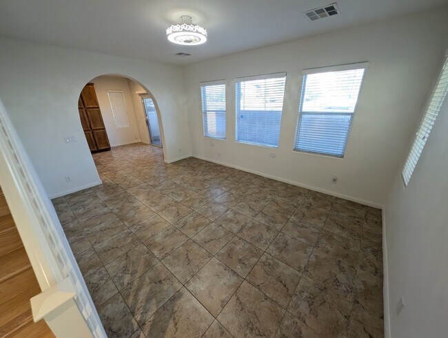 Foto del edificio - 7931 N Kelburn Hill St