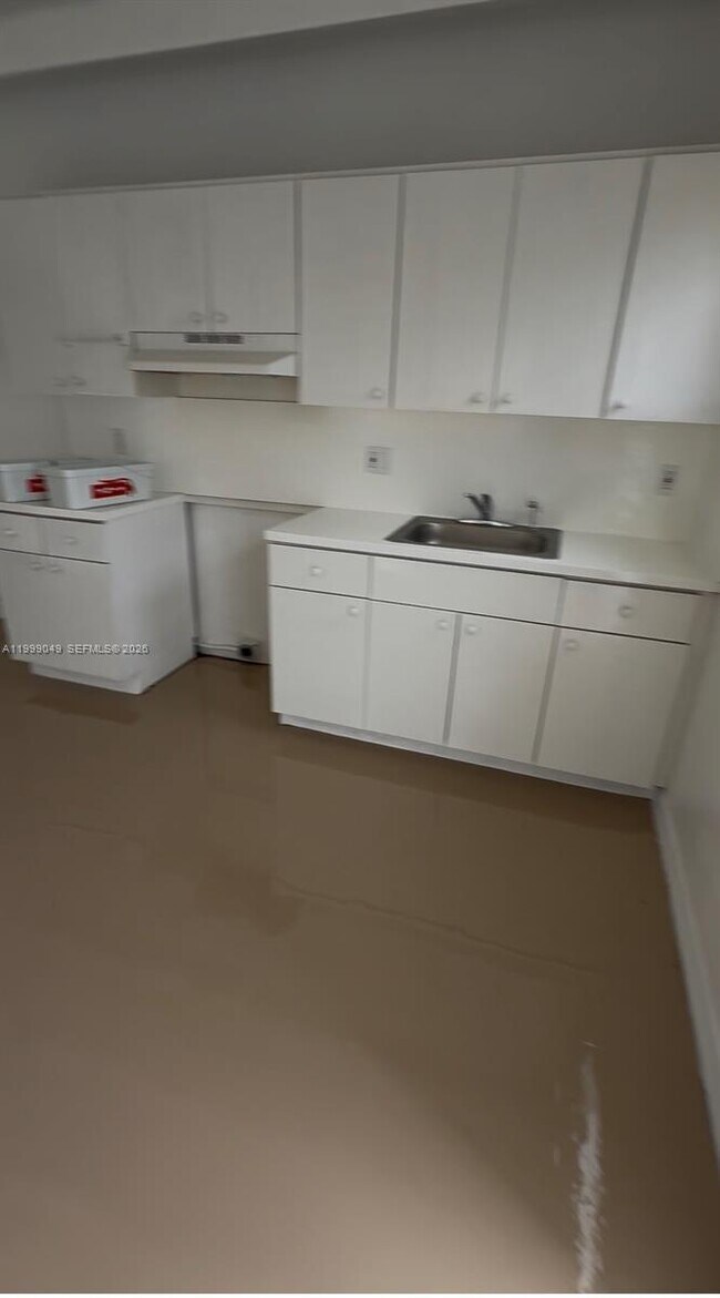 Foto del edificio - 320 SW 11th Ave