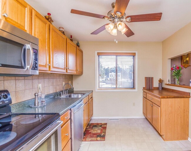 Building Photo - 3021 Virginia Dare Ct