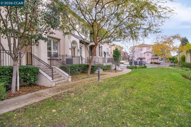 Building Photo - 2066 Mendocino Lane