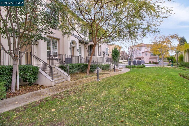 Foto del edificio - 2066 Mendocino Lane