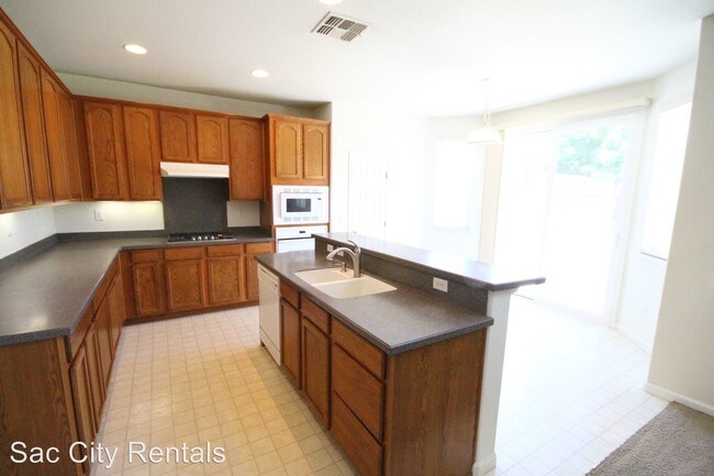 Building Photo - 8471 Modena Way