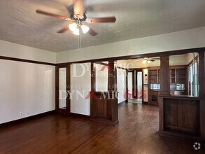 Building Photo - 641 S Dakota Ave