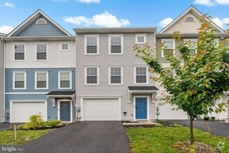 Building Photo - 132 Furlong Way