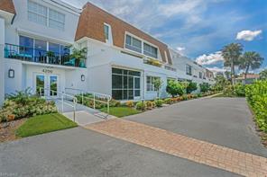 Building Photo - 4200 Belair Ln